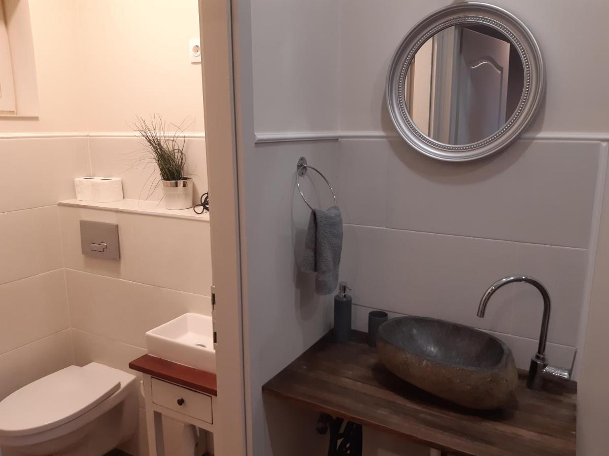 Ady Apartman Tata Exterior foto